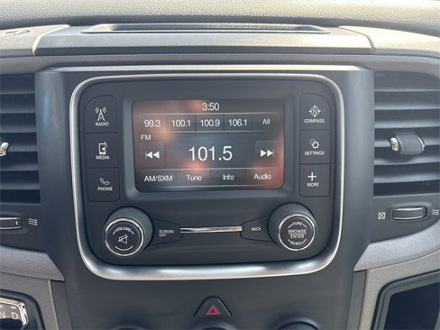 Used 2018 RAM 1500 Express image 22