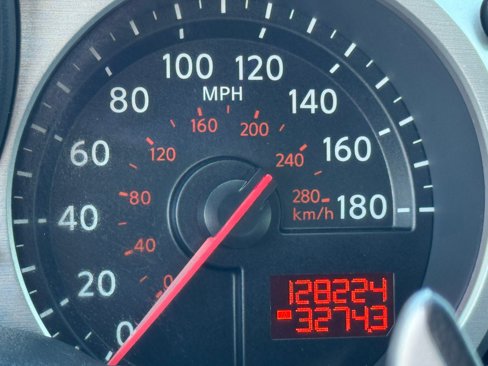 Used 2010 Nissan 370Z Touring w/ Sport Pkg image 23
