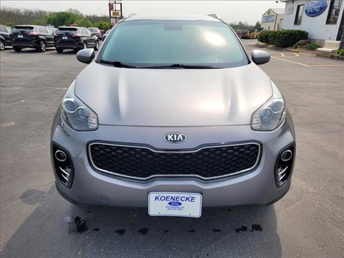 Used 2017 Kia Sportage EX image 2