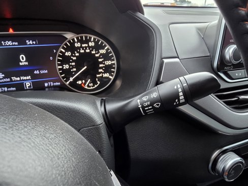Used 2023 Nissan Altima 2.5 SR image 17