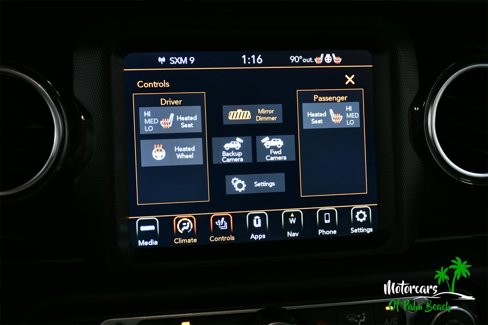 Used 2022 Jeep Wrangler Unlimited Rubicon w/ Dual Top Group image 41