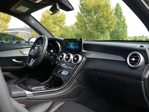 Certified 2020 Mercedes-Benz GLC 300 4MATIC image 42