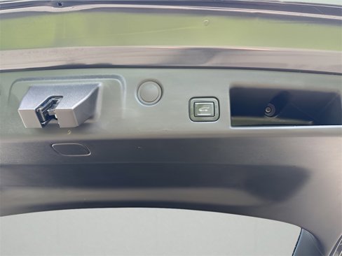 Used 2022 Chevrolet Equinox LT image 16