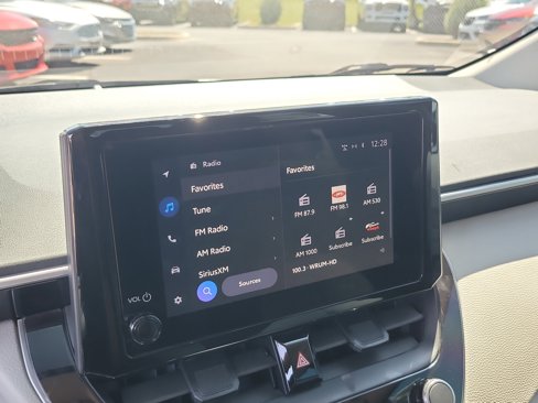 Used 2023 Toyota Corolla LE image 20