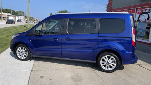 Used 2017 Ford Transit Connect XLT image 10