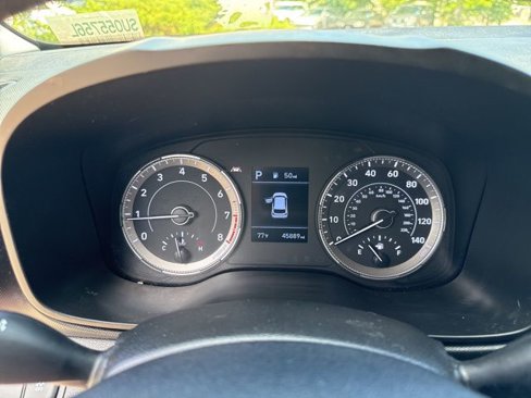 Certified 2022 Hyundai Venue SE w/ Cargo Package image 9