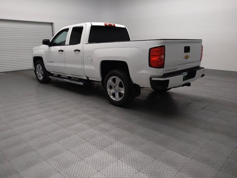 Used 2017 Chevrolet Silverado 1500 Custom w/ Custom Convenience Package image 5