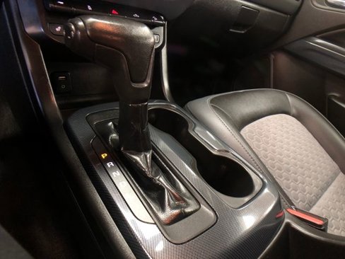 Used 2018 Chevrolet Colorado Z71 image 17