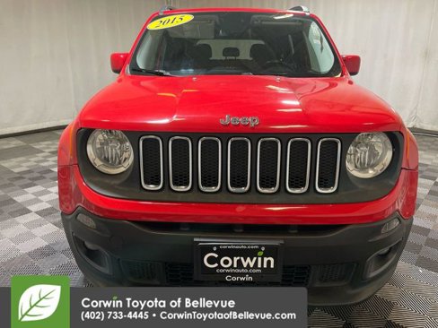 Used 2015 Jeep Renegade Latitude w/ Cold Weather Group II image 3