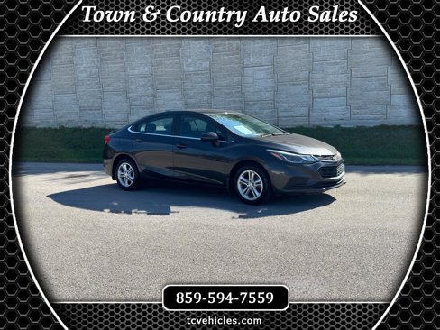 Used 2017 Chevrolet Cruze LT image 1