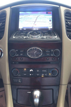Used 2016 INFINITI QX50 AWD w/ Deluxe Touring Package image 21