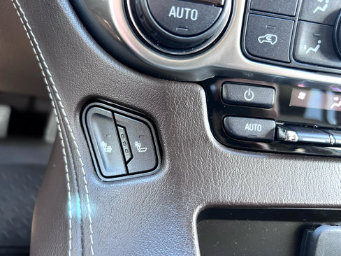 Used 2019 Chevrolet Tahoe LT w/ Luxury Package image 37