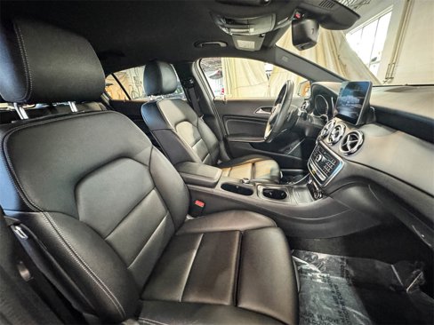 Used 2018 Mercedes-Benz GLA 250 4MATIC image 24