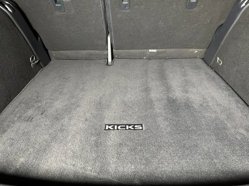 Used 2018 Nissan Kicks SR w/ Premium Package image 22