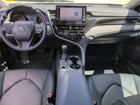 Used 2024 Toyota Camry XSE image 13