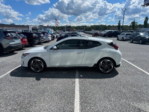Used 2020 Hyundai Veloster Turbo image 5