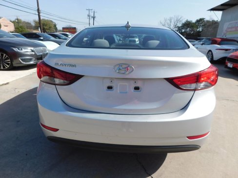 Used 2016 Hyundai Elantra SE image 6