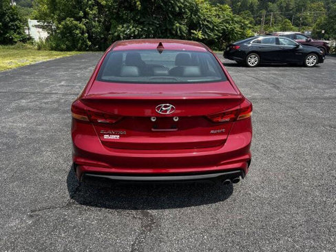 Used 2018 Hyundai Elantra Sport image 6