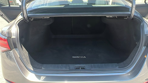 Used 2023 Nissan Sentra SV image 14