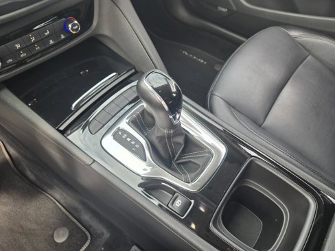 Used 2018 Buick Regal Preferred w/ Sights and Sounds Package image 21