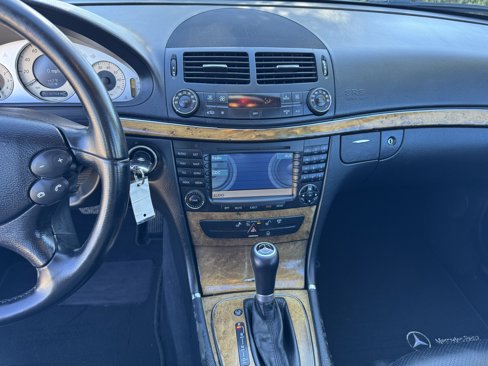 Used 2007 Mercedes-Benz E 350 Sedan image 19