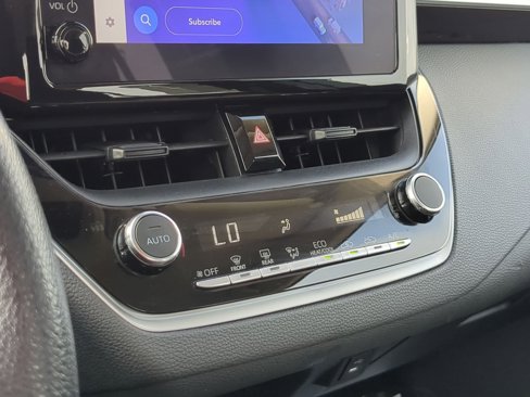 Used 2023 Toyota Corolla LE image 23