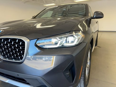 Certified 2024 BMW X4 xDrive30i image 10