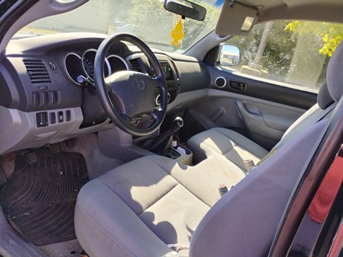 Used 2005 Toyota Tacoma 4x4 Regular Cab image 9