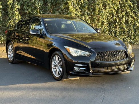 Used 2017 INFINITI Q50 2.0t w/ Moonroof Package image 3