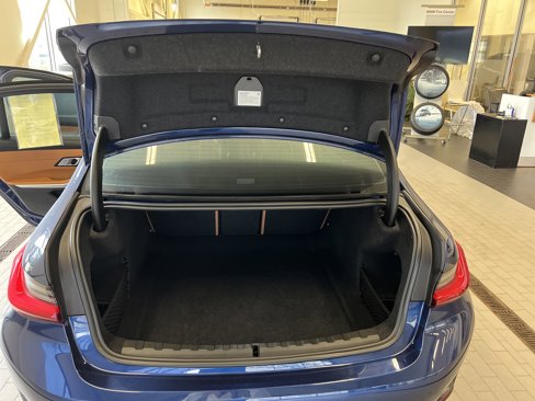 Used 2019 BMW 330i xDrive Sedan w/ Premium Package image 17