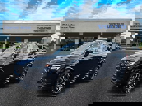 Certified 2021 Volvo XC90 T6 Momentum w/ Climate Package image 3