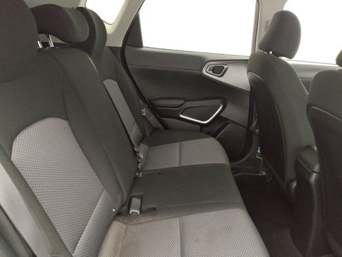 Used 2022 Kia Soul LX image 19