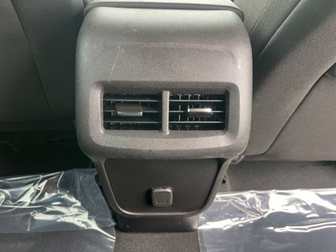 Used 2018 Chevrolet Equinox LS image 50