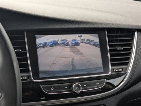 Used 2021 Buick Encore Preferred w/ Safety Package image 21