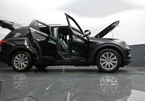 Used 2020 Ford Explorer Limited image 35