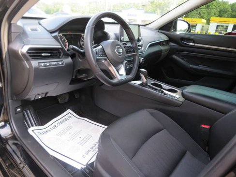 Used 2019 Nissan Altima 2.5 SV image 21