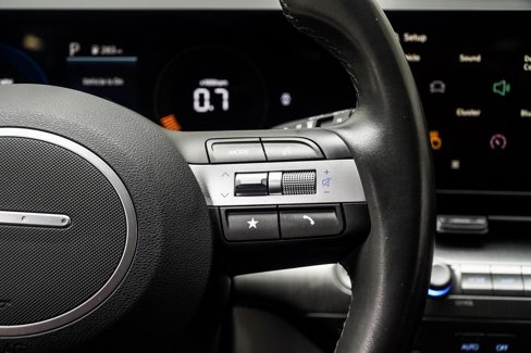Used 2024 Hyundai Kona SEL image 25