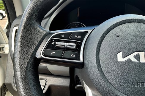 Used 2022 Kia Seltos LX image 10