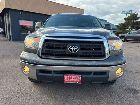 Used 2012 Toyota Tundra 4x4 CrewMax image 9