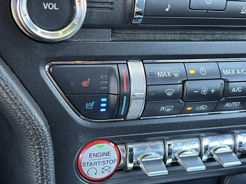 Used 2017 Ford Mustang Premium image 21