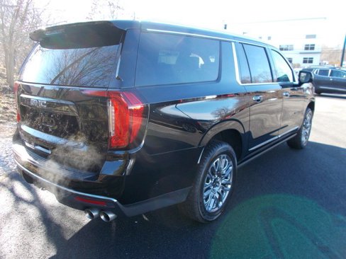 Certified 2023 GMC Yukon XL Denali Ultimate image 3