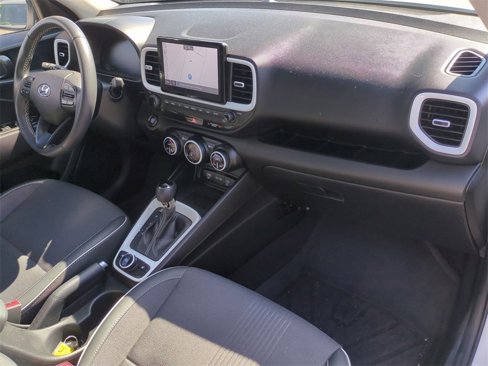 Certified 2024 Hyundai Venue Limited image 27