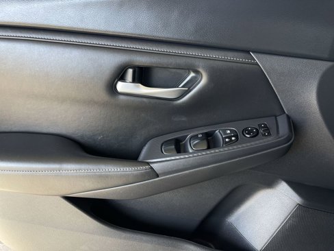 Used 2023 Nissan Sentra SV image 21