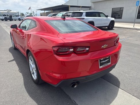 Used 2023 Chevrolet Camaro LT image 3