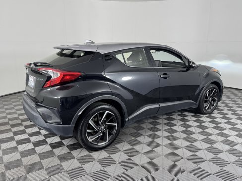 Used 2020 Toyota C-HR Limited image 4