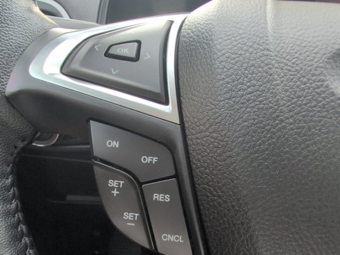 Used 2023 Ford Edge SEL image 22