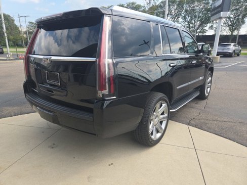 Used 2019 Cadillac Escalade Premium Luxury image 13