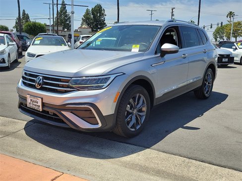 Used 2022 Volkswagen Tiguan SE image 6