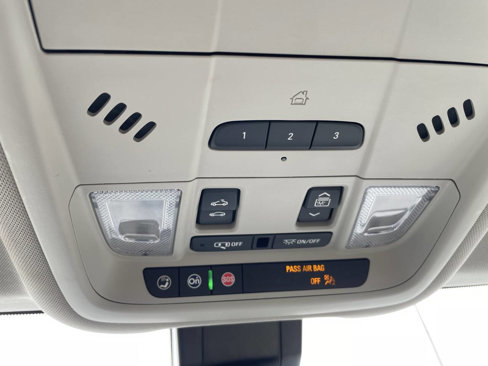 Used 2023 GMC Terrain Denali image 33