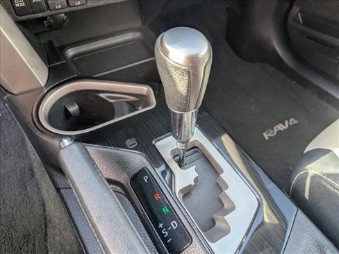 Used 2016 Toyota RAV4 Limited image 11